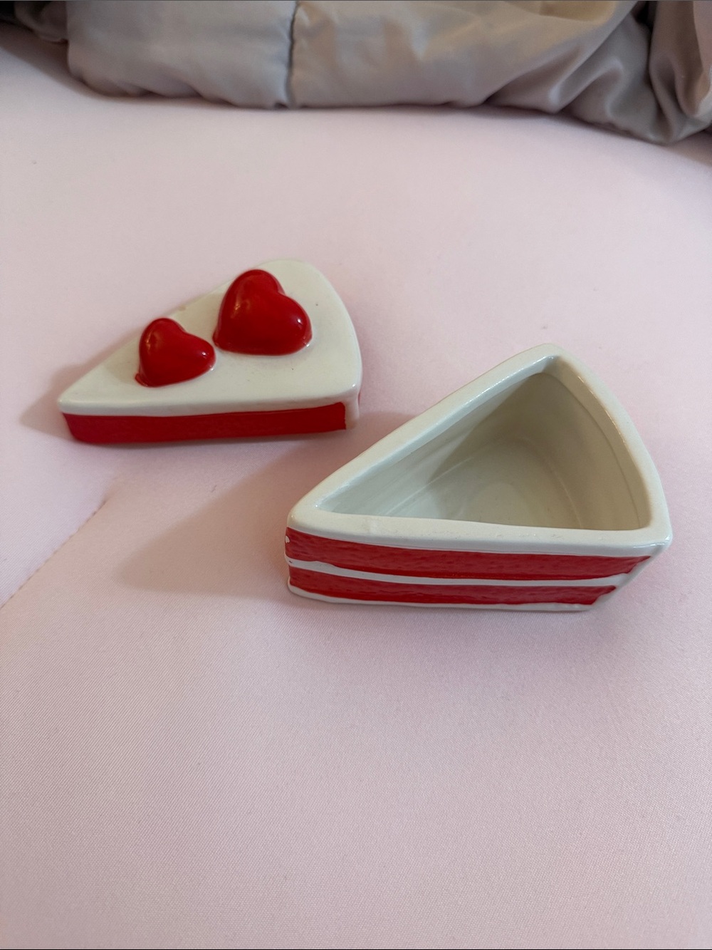 Heart Slice Ceramic Trinket Box - Red & White